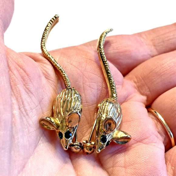 Vintage Mice Mouse Scatter Pins Articulated Tails Goldtone Green Rhinestone Eyes - Picture 7 of 7